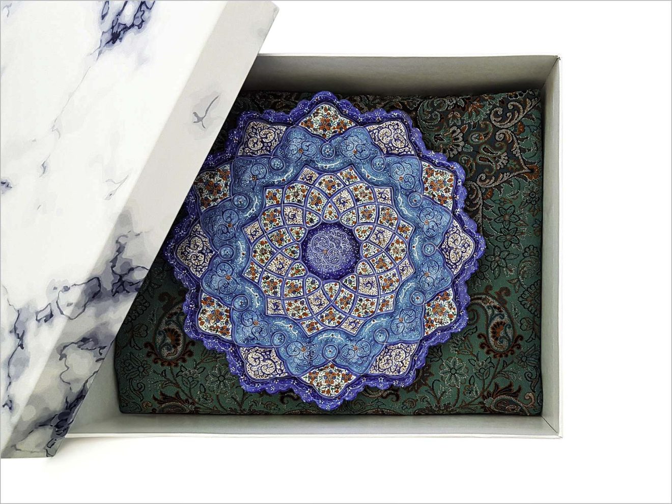 Minakari Plate & Termeh Tablecloth - Image 2